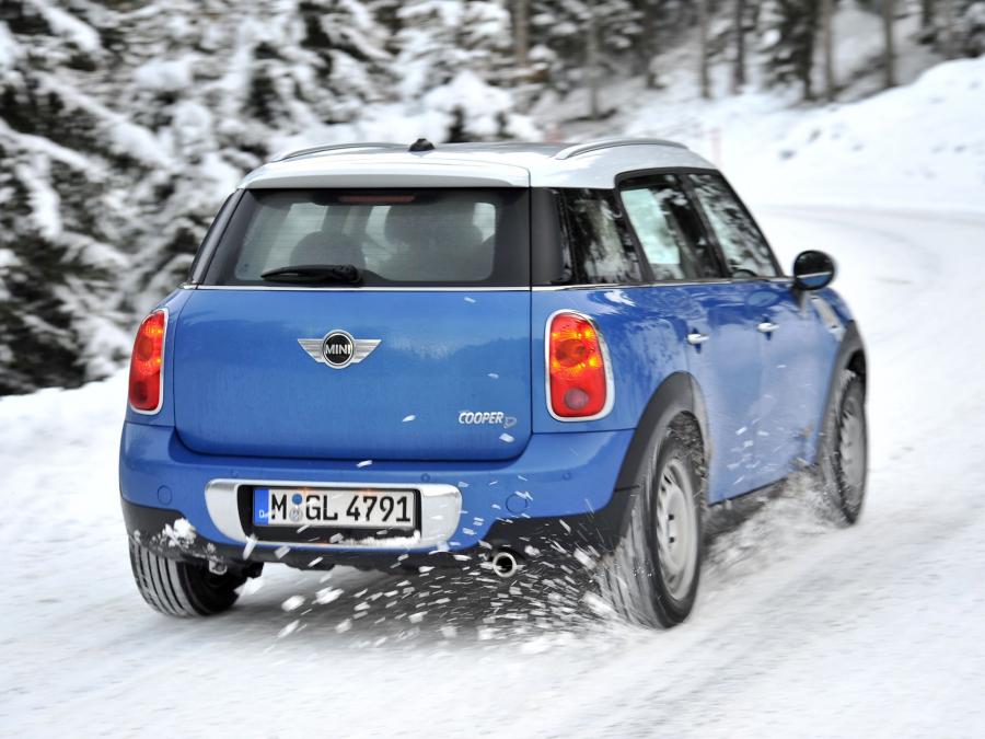  Mini Cooper Countryman D All4 2010 года  (фото 11 из 18)